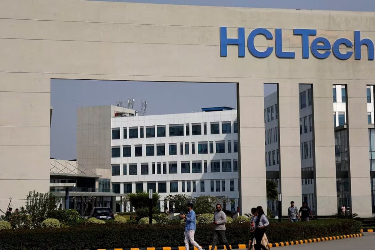 Navigating HCL Tech's Share Price Dip: Investor Insights