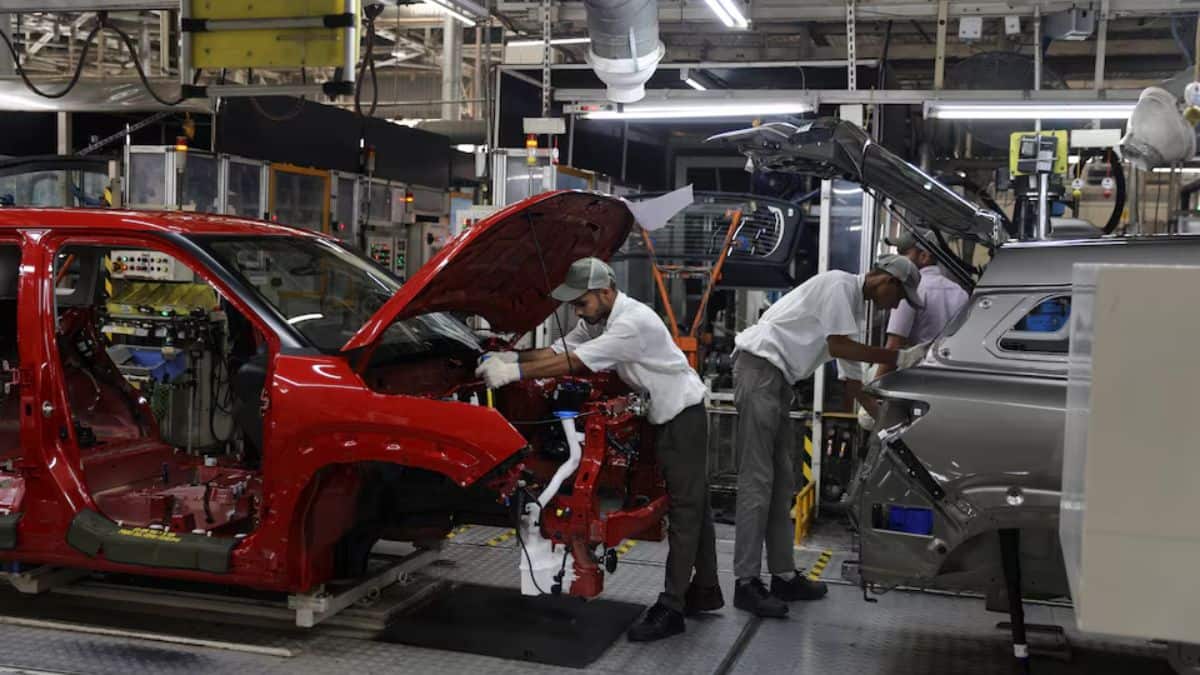 Manufacturing Momentum Slows in India