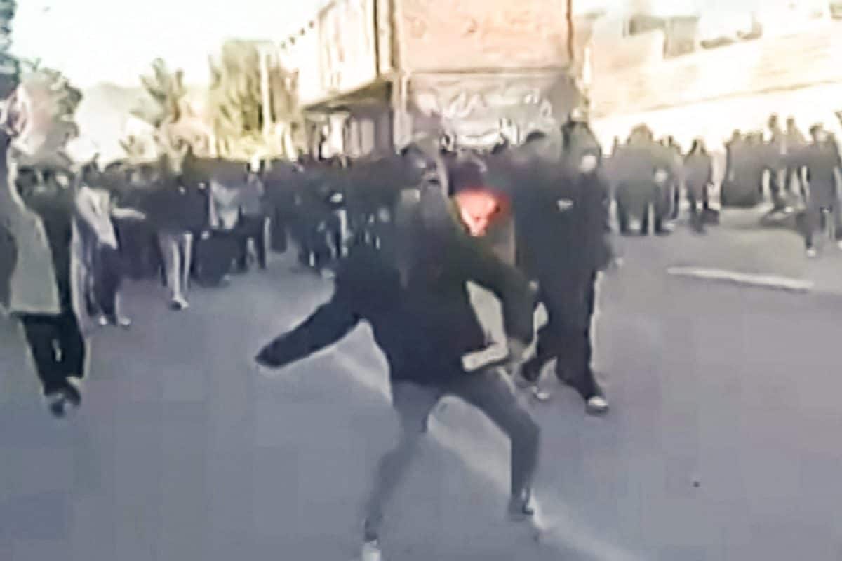 A Royal Thank You: Trump's Offer to Iranian Protesters