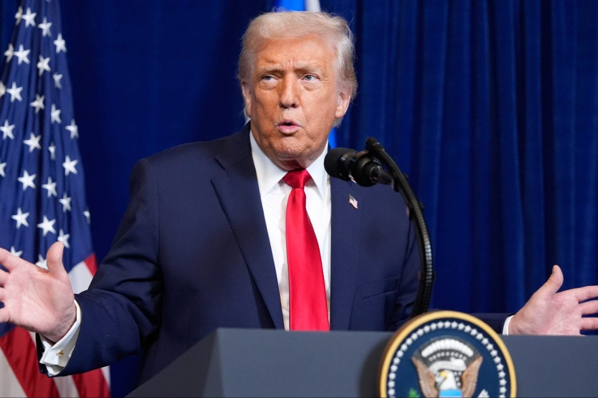 Trump's Guard Withdrawal: Crime or Politics?